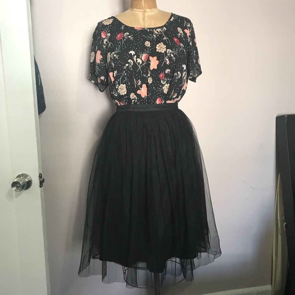 City Chic Princess Pleat Tulle Midi Skirt S/16 NWT
